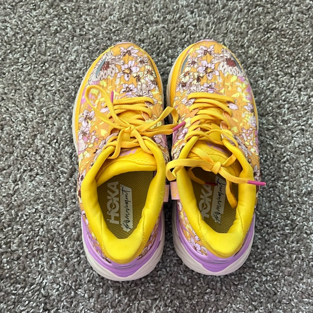 RARE HOKA x Free People Clifton 8